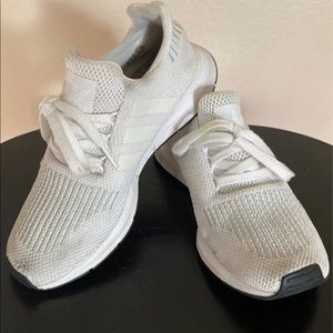 adidas swift runners